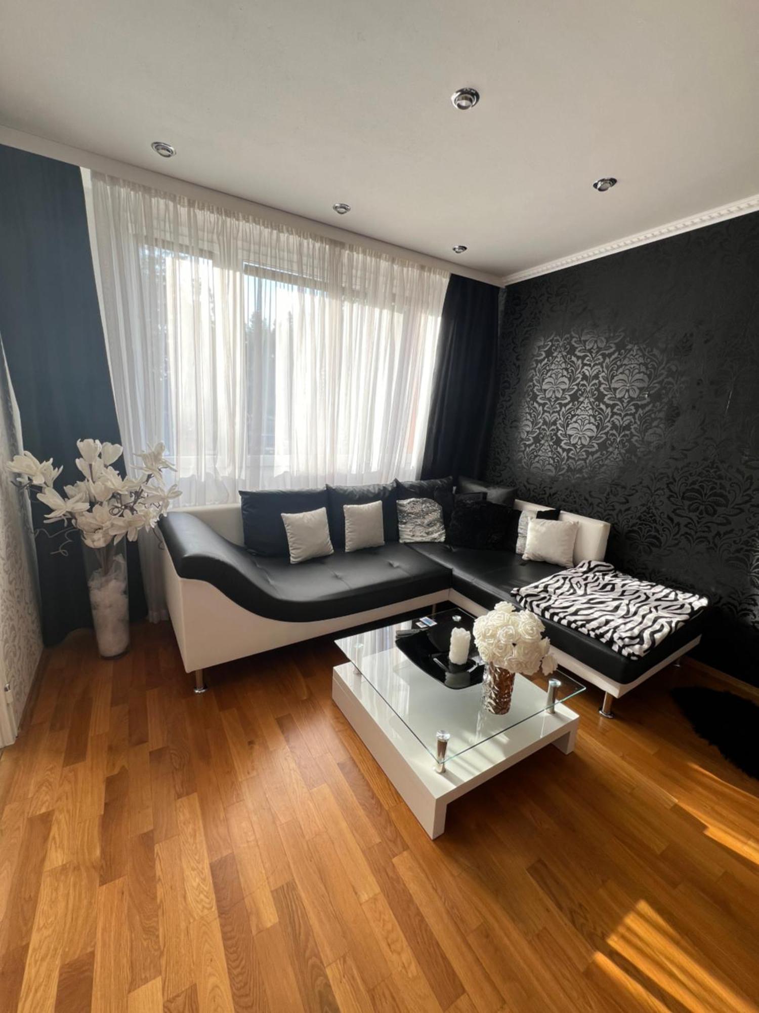 Apartamento Utulny Prostorny Tichy V Blizkosti Centra